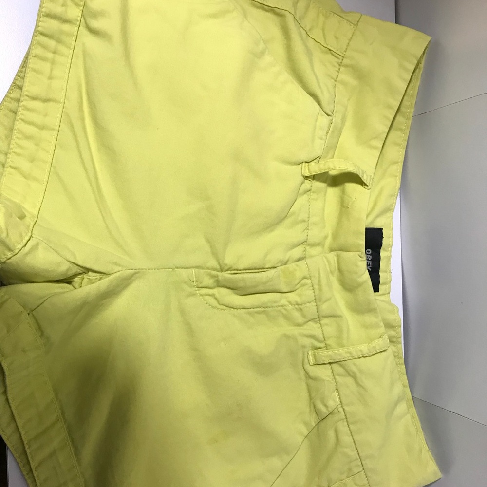 Obey short size 26